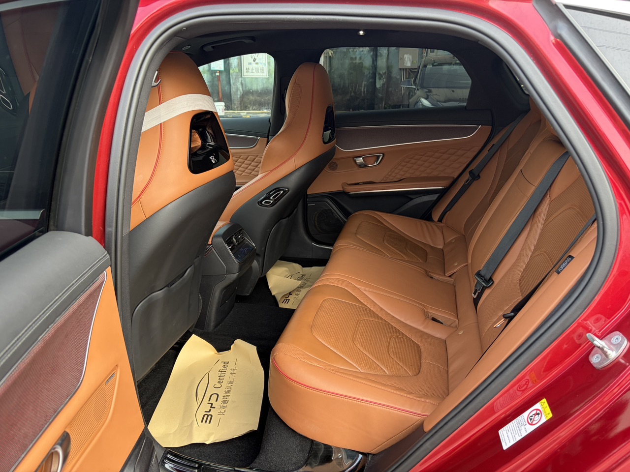 BYD Atto 8